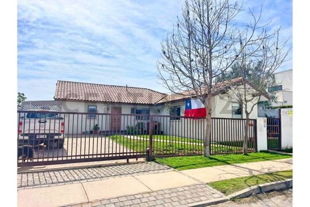 Se vende casa sector El Santuario de Peñuelas