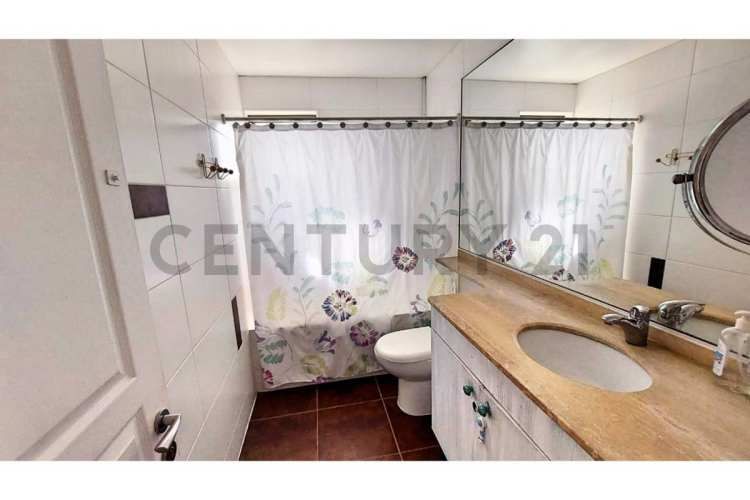 Se vende casa sector El Santuario de Peñuelas