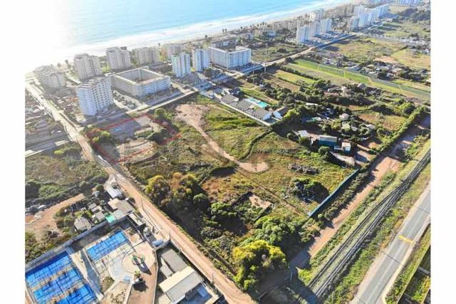 Se vende Terreno en Avenida Pacifico, La Serena