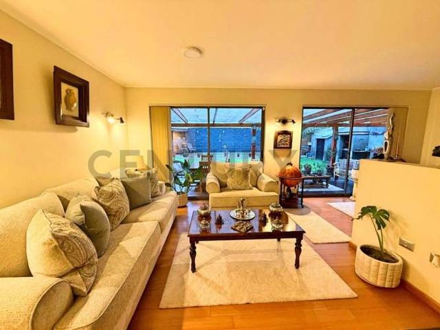 Se vende casa de un piso en Peñuelas