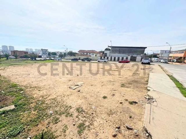 Se vende terreno con vista en Peñuelas