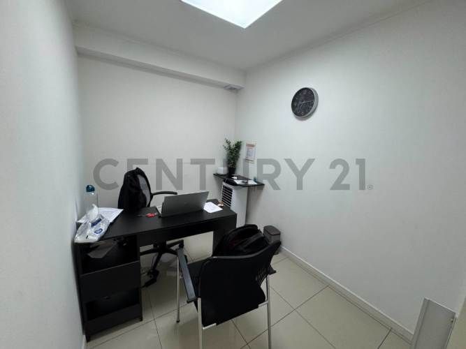 Vendo oficina comercial sector centro de La Serena