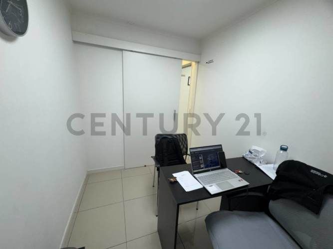 Vendo oficina comercial sector centro de La Serena