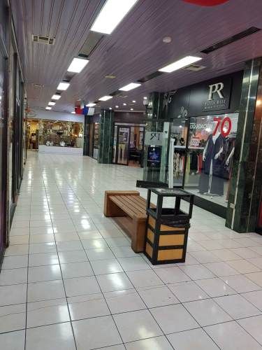 EXCELENTE Y AMPLIO LOCAL COMERCIAL MALL MIRAGE