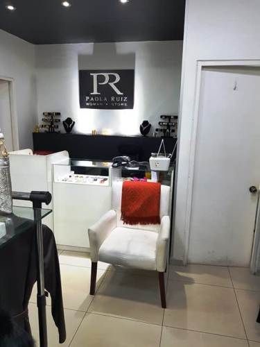 EXCELENTE Y AMPLIO LOCAL COMERCIAL MALL MIRAGE