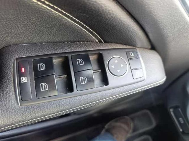 MERCEDES-BENZ GLA 200 2021