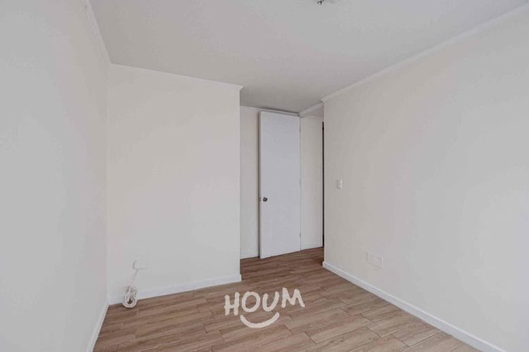 Departamento en Avenida María Rozas Velásquez