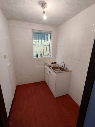 CASA Jose Riveros con Av Rosales