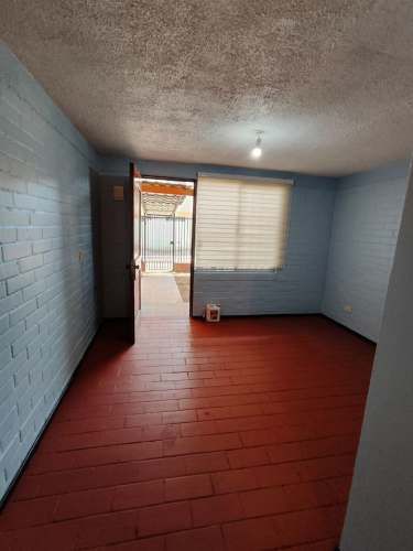 CASA Jose Riveros con Av Rosales