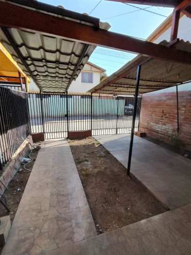 CASA Jose Riveros con Av Rosales