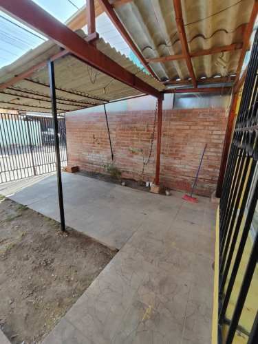 CASA Jose Riveros con Av Rosales