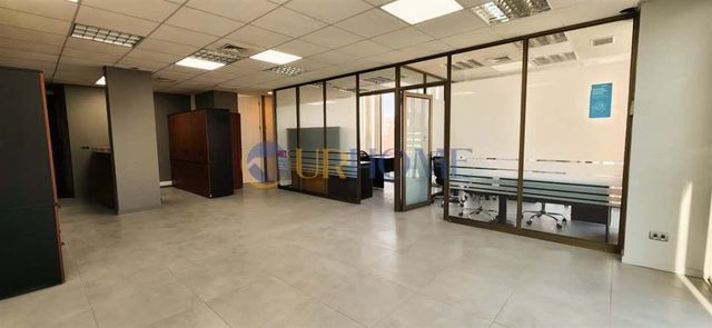 OFICINA Av Libertad 269