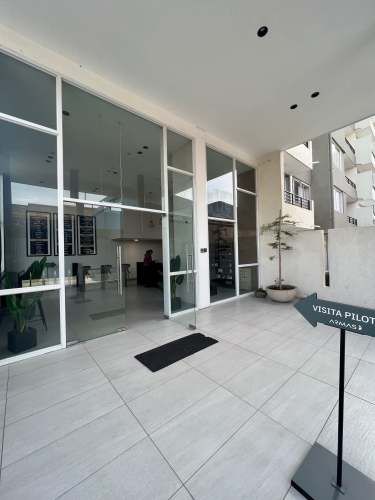 Curiñanca / Metro San Miguel