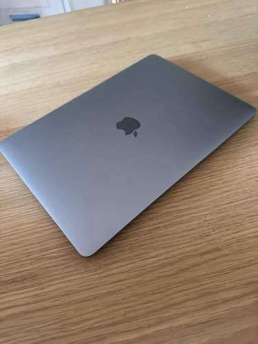 Macbook air M1