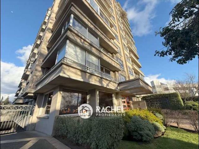 SE VENDE SOLEADO DEPARTAMENTO EN EL CORAZÓN DE AVDA ALEMANIA