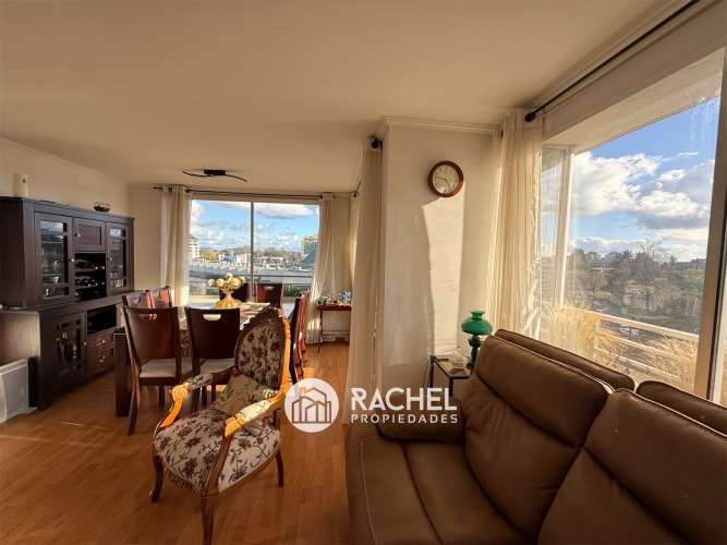 SE VENDE SOLEADO DEPARTAMENTO EN EL CORAZÓN DE AVDA ALEMANIA