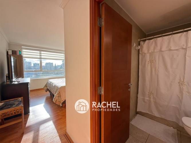 SE VENDE SOLEADO DEPARTAMENTO EN EL CORAZÓN DE AVDA ALEMANIA