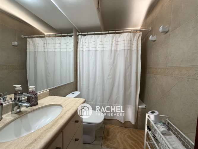 SE VENDE SOLEADO DEPARTAMENTO EN EL CORAZÓN DE AVDA ALEMANIA