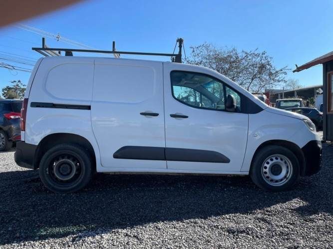 CITROËN BERLINGO L1 1.5 HDI 2024