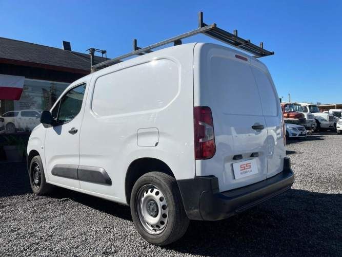 CITROËN BERLINGO L1 1.5 HDI 2024