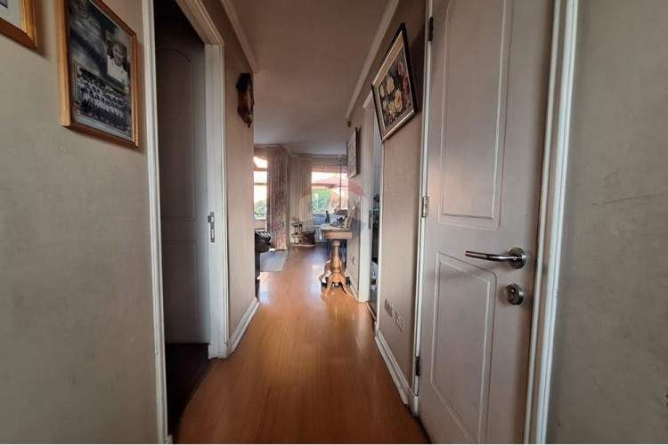 Se vende casa en exclusivo condominio el solar