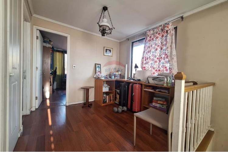 Se vende casa en exclusivo condominio el solar