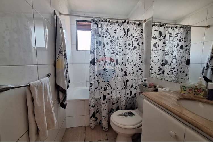 Se vende casa en exclusivo condominio el solar