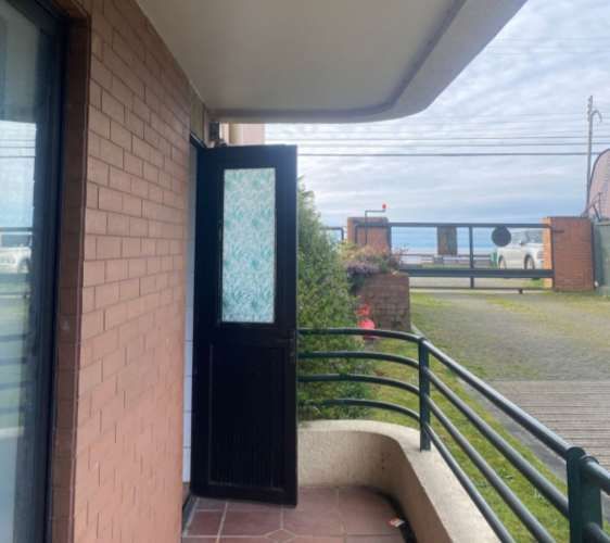 DEPARTAMENTO CON VISTA AL LAGO