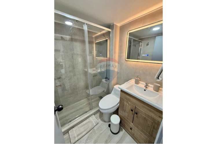 Completamente amoblado en el golf