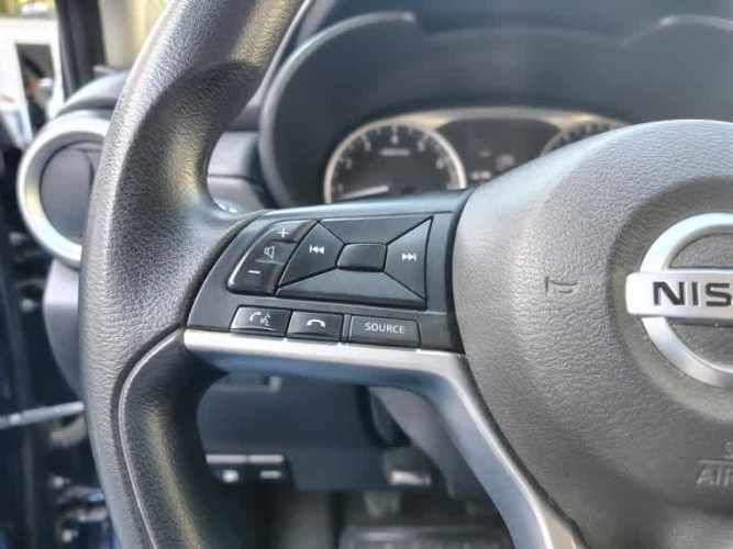 Nissan Versa 1.6  Sense Mt 2023