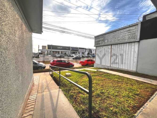 Se arrienda local comercial en  Av El Santo