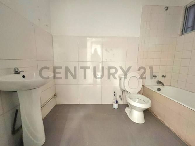 Se arrienda local comercial en  Av El Santo