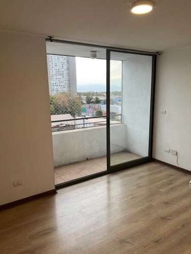 EXCELENTES CONDICIONES A PASOS METRO ECUADOR (117740)