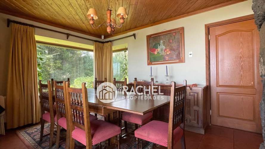Venta Hermosa casa en Condominio con vistas al Lago y Volcán Villarrica