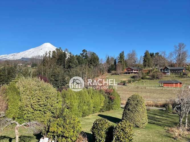 Venta Hermosa casa en Condominio con vistas al Lago y Volcán Villarrica