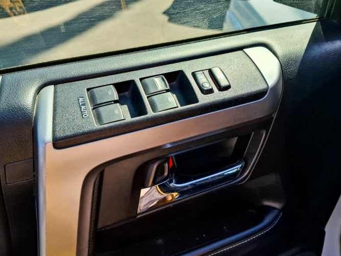 TOYOTA 4RUNNER  2024