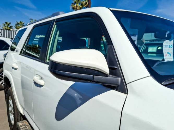 TOYOTA 4RUNNER  2024