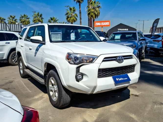 TOYOTA 4RUNNER  2024