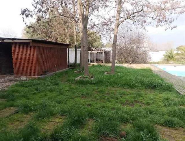 SITIO En Venta / Arriendo : Propiedad de 1.670m2 con Casa de 2 Pisos. Ninhue