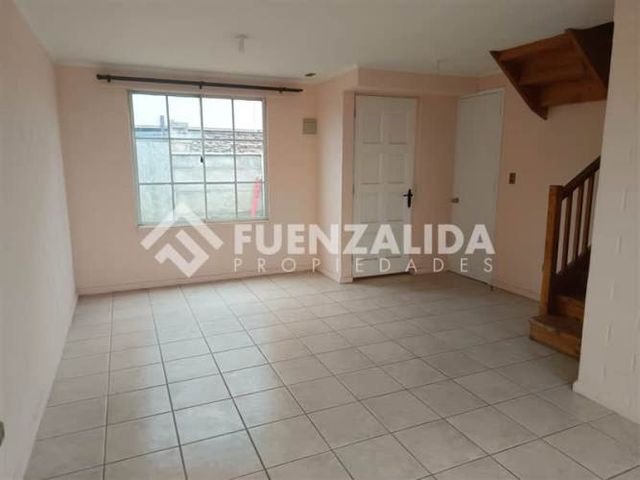 CASA La magnolias Oriente / camino las flores