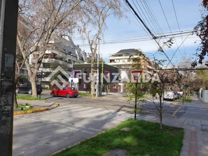 LOCAL COMERCIAL Av. Tobalaba