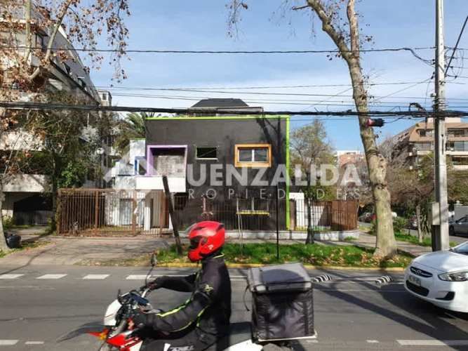 LOCAL COMERCIAL Av. Tobalaba