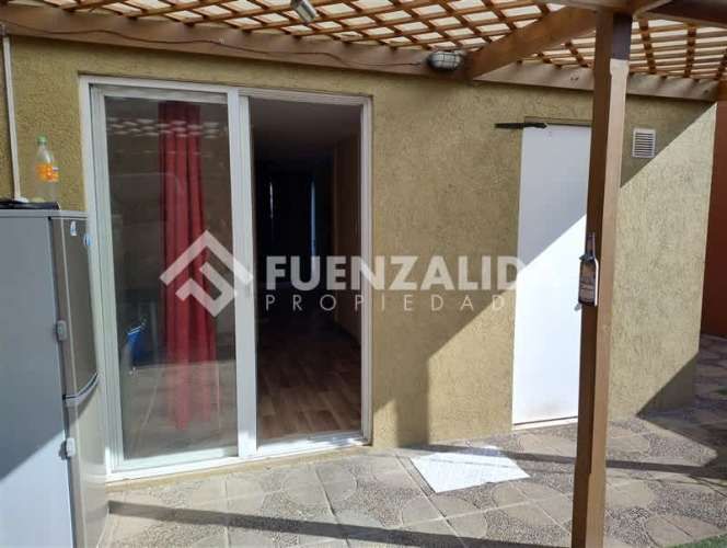 CASA La Capitanía / Camino Padre Hurtado / Los Granaderos