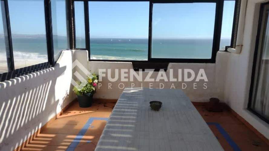 DEPARTAMENTO Condominio Bahía de Rosas