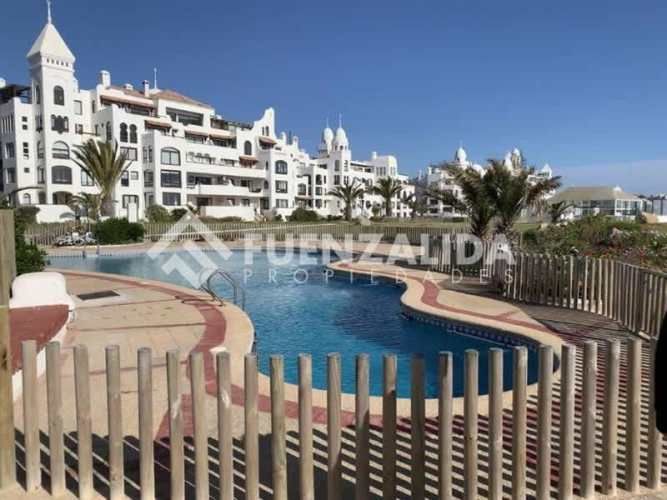 DEPARTAMENTO Condominio Bahía de Rosas