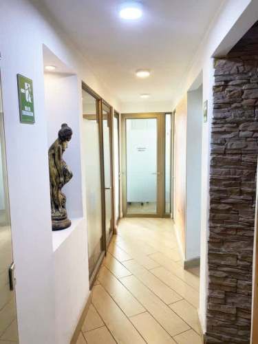 Oficina CERCANA A ESTACIONES METRO P. DE VALDIVIA Y LOS LEONES