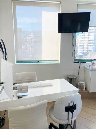 Oficina CERCANA A ESTACIONES METRO P. DE VALDIVIA Y LOS LEONES