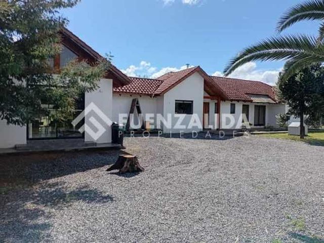 CASA Loreto Lonquen Sur Talagante