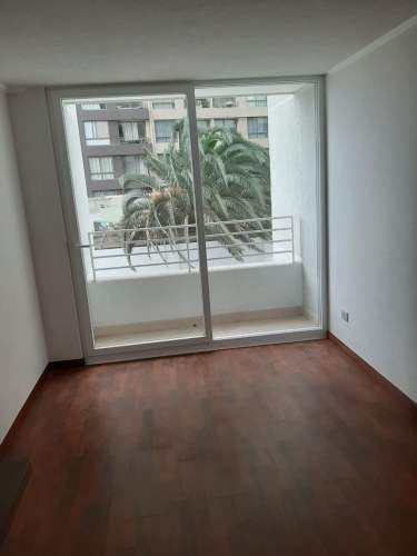 DEPARTAMENTO SEMI NUEVO 2D1B EN EXCELENTE ZONA
