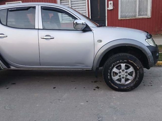 Mitsubishi L200 Diesel 4x4 año 2014